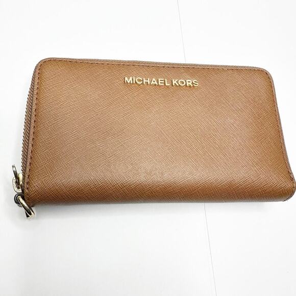 Michael Kors MK Zip Around Continental Wallet - Picture 1 of 9